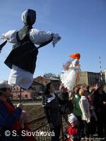 * Z DĚNÍ VE MĚSTĚ