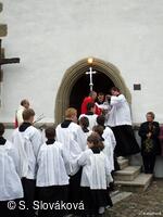 * Z DĚNÍ VE MĚSTĚ