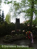 * Z DĚNÍ VE MĚSTĚ