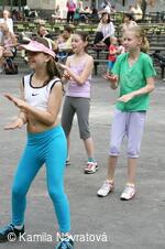 * Z DĚNÍ VE MĚSTĚ